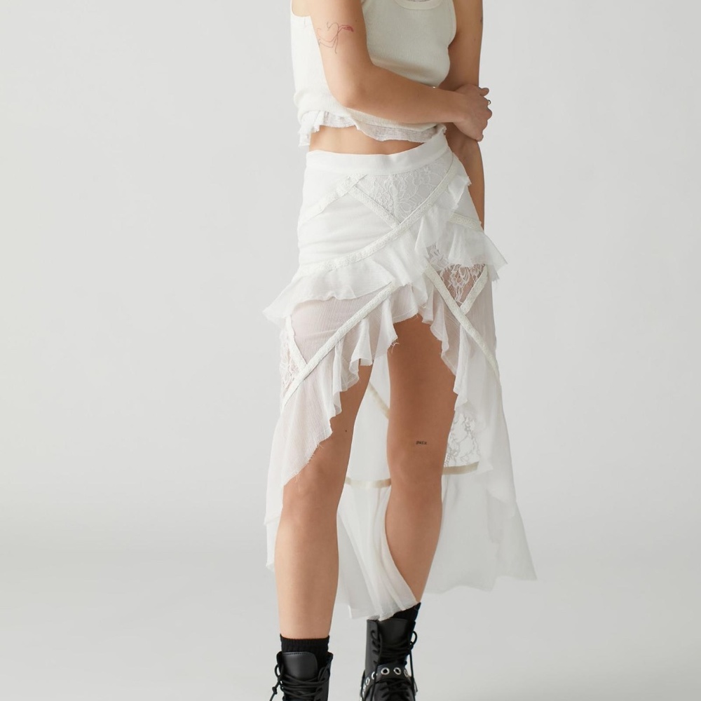 UO Lacey Spliced Midi Skort - Ivory Size Small | NWT